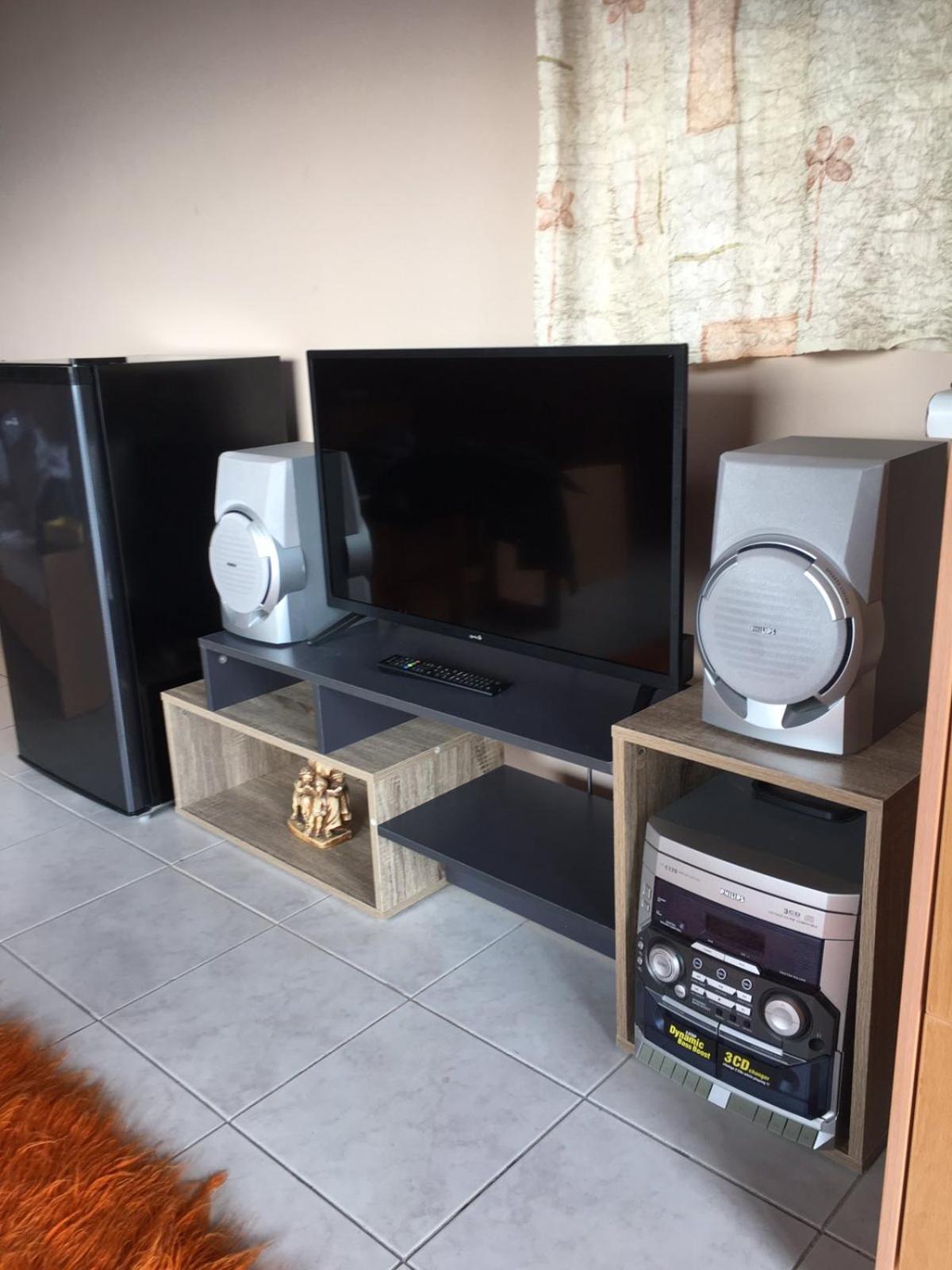 Penthouse Studio Next To The Sea Salamis Bagian luar foto